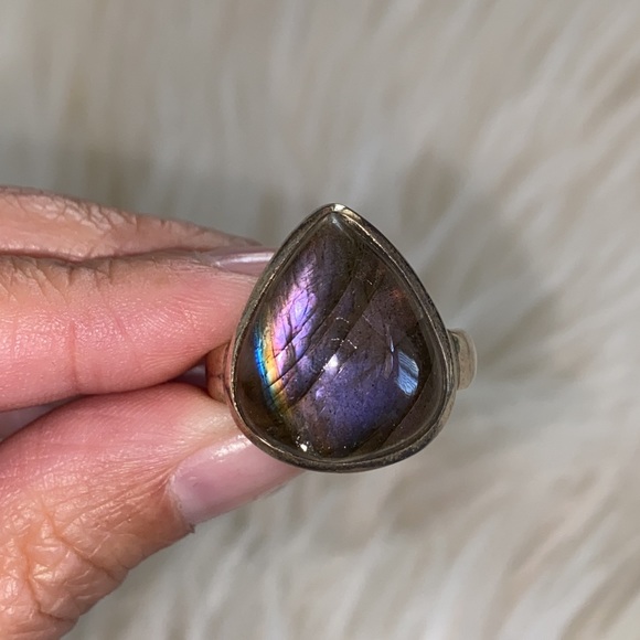 *PURPLE FLASH* Labradorite in Sterling Silver Ring - Picture 4 of 8